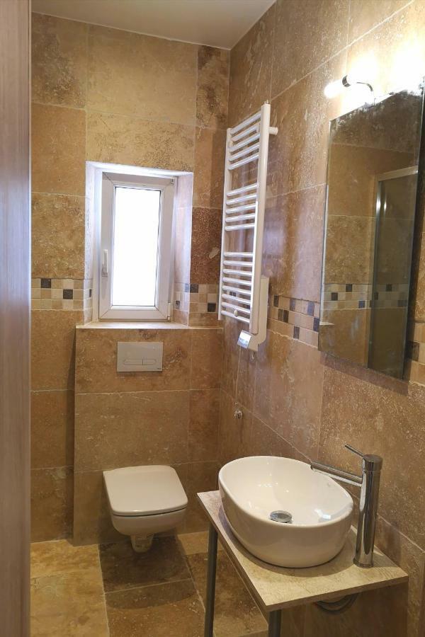 Beachside Appartement In Center Of Cannes Exterior photo